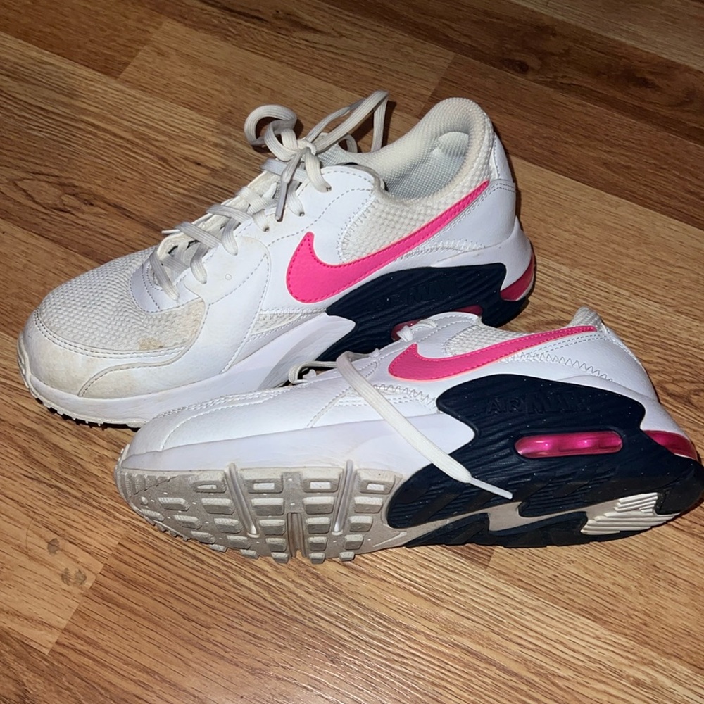 Nike air maxes🩷💙
